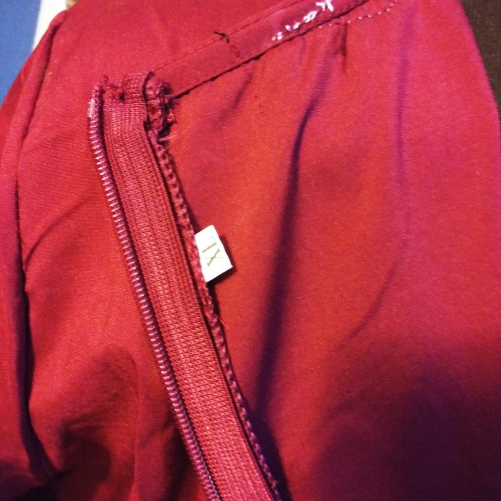 Dress - Picture 7 of 8